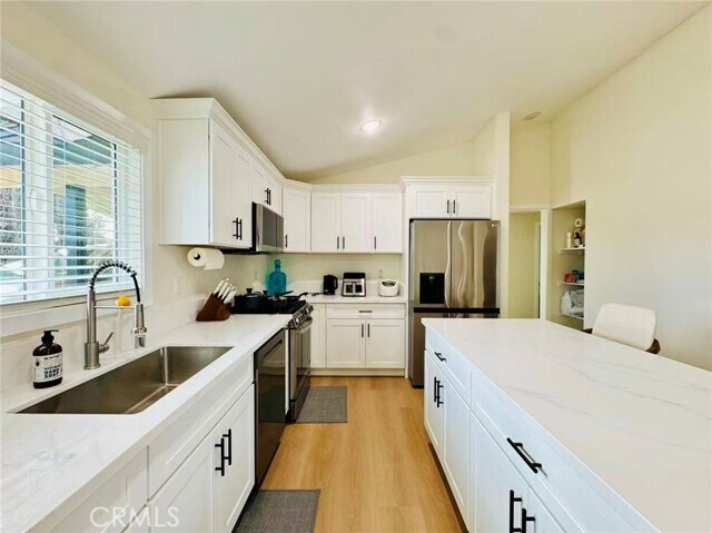 Building Photo - 1741 Warwick St