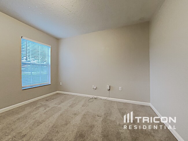 Building Photo - 7848 Mariners Harbour Dr