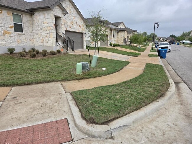 Building Photo - 124 Stellar Wind Dr