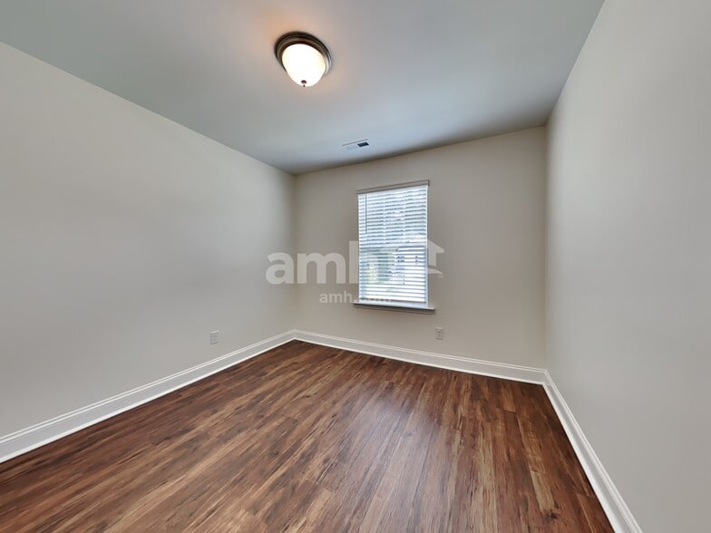 Building Photo - 1307 Bethany Dallas Dr