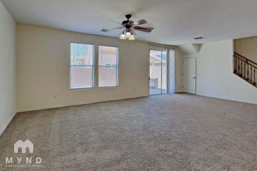 Building Photo - 7056 S GREENEYES Ln