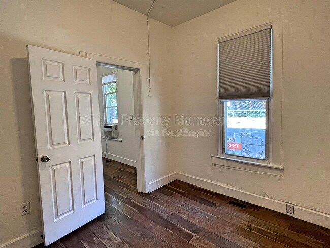 Building Photo - 2234 W 30th Ave