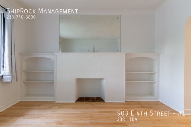 Building Photo - 903 E 4th St