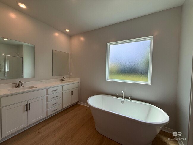 Building Photo - 23903 Dominus Dr