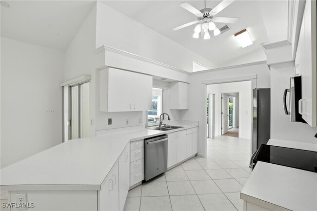 Building Photo - 1301 Piper Blvd