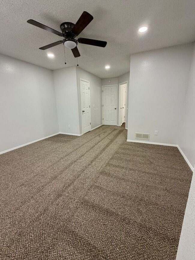 Building Photo - 4184 Charleston Dr