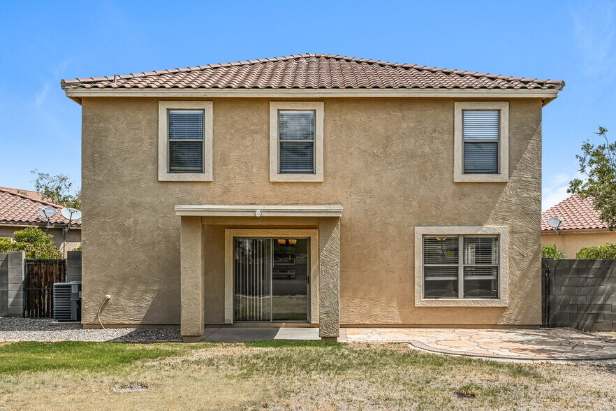 Building Photo - 15331 W Cameron Cir