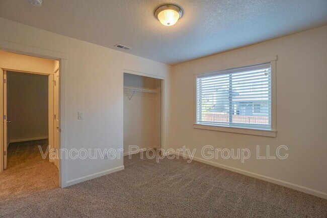 Building Photo - 4013 N Pioneer Canyon Dr