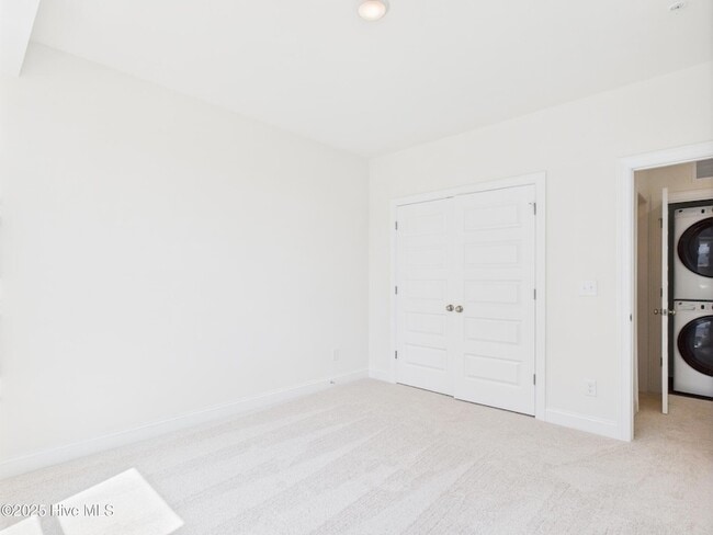 Building Photo - 1259 Shaw View Aly