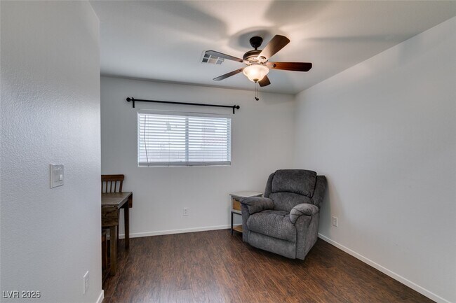 Building Photo - 6341 W Haleh Ave