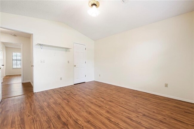 Building Photo - 207 Pleasant View Ln