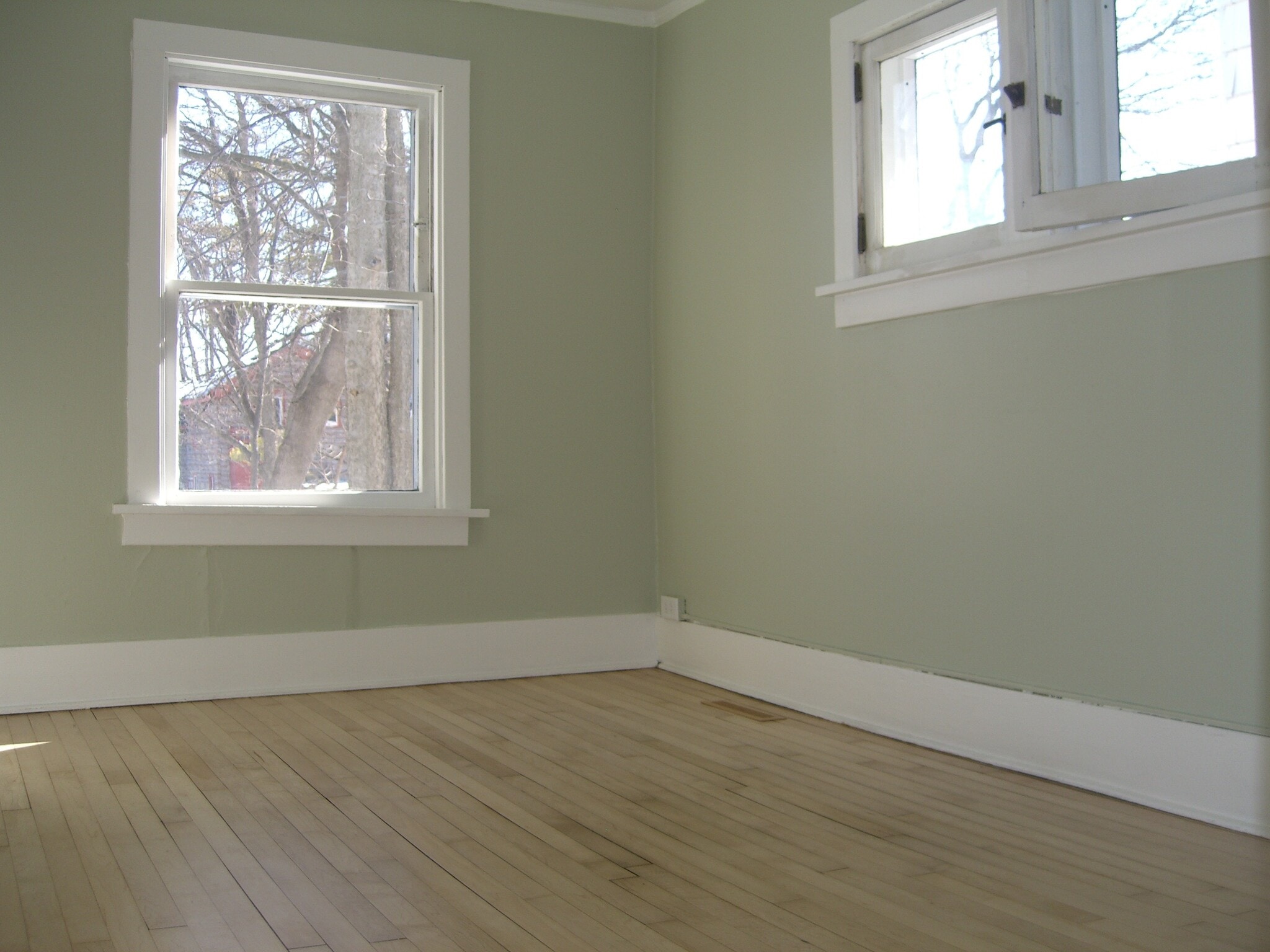Bedroom 2 - 945 E Johnson St