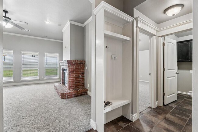 Building Photo - 4925 NW 164th Terrace