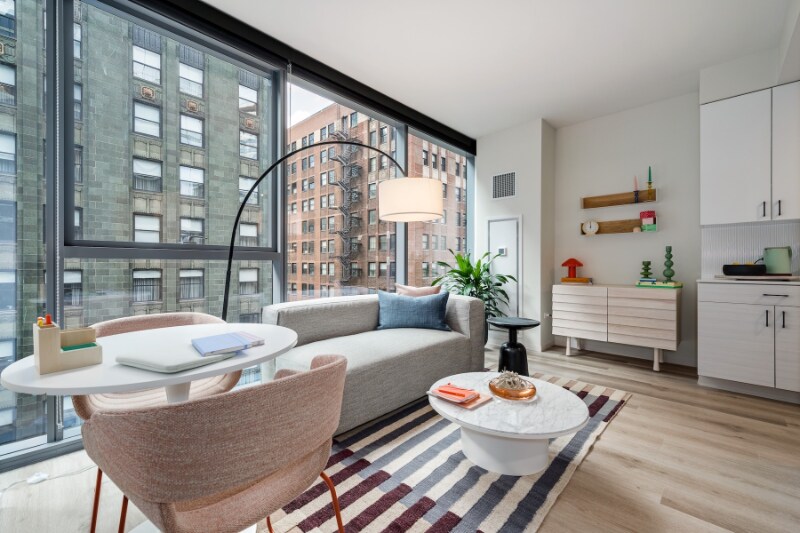Building Photo - 83 E Wacker Pl