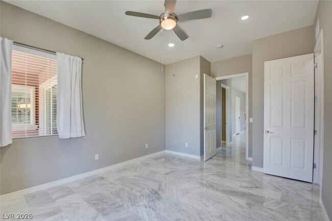Building Photo - 12101 Edgehurst Ct
