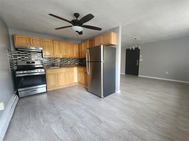 Building Photo - 28 Prescott Rd