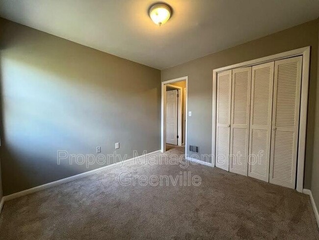 Building Photo - 3706 E North St