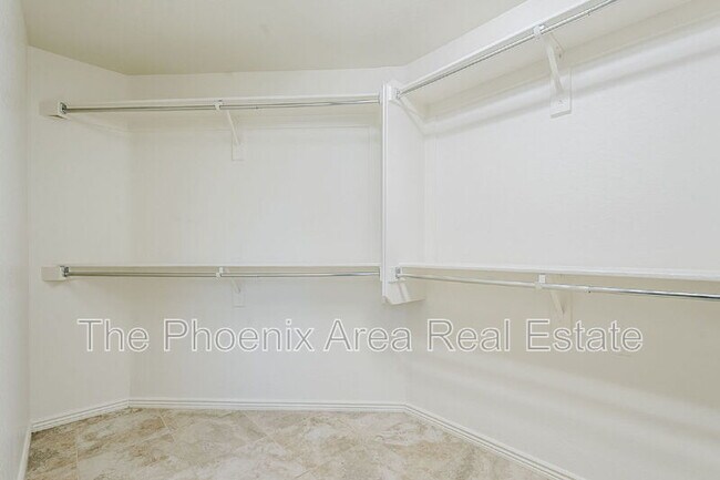 Building Photo - 3947 E Constitution Dr