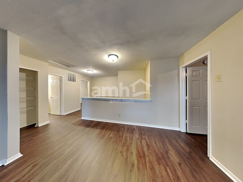 Building Photo - 9469 W Stargazer Dr