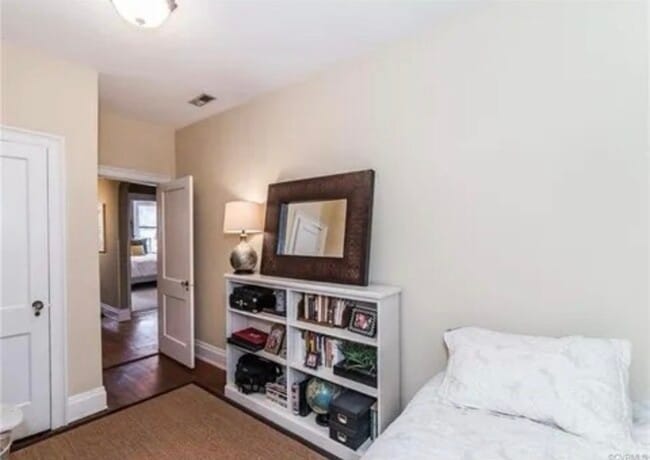 Building Photo - 3213 W Grace St