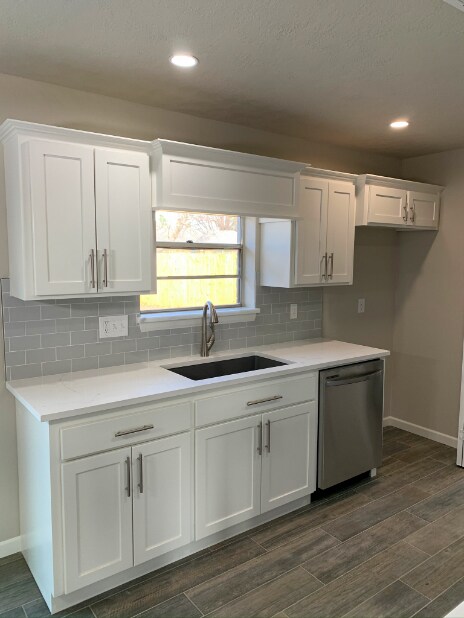 Building Photo - 217 E 30th St