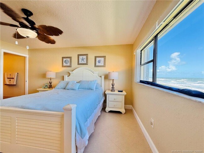 Building Photo - 7440 S Ocean Dr