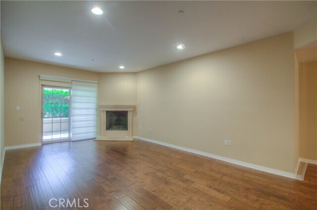 Building Photo - 4551 Coldwater Canyon Ave