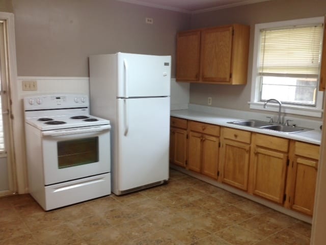 Building Photo - 207 Clara St