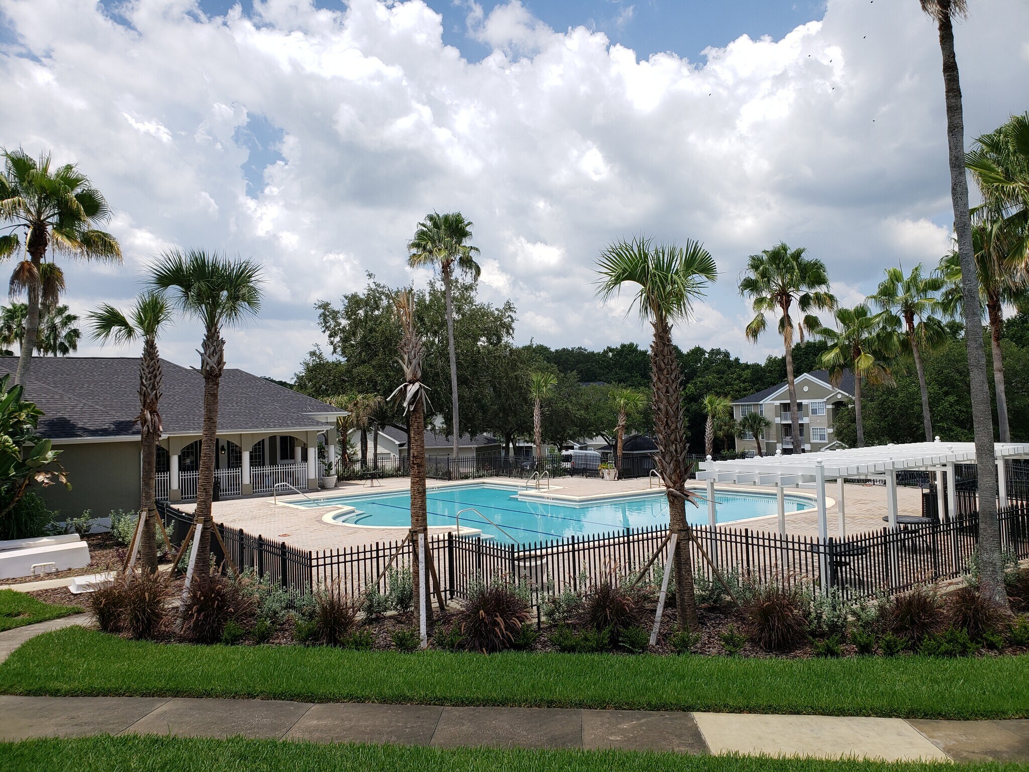 Building Photo - 4240 Summer Landing Dr