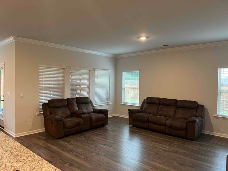 Building Photo - 13234 Billet Dr