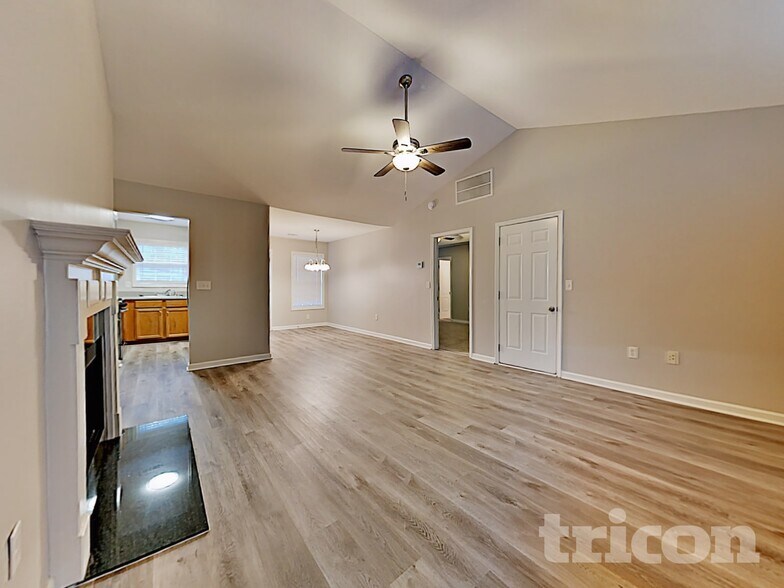 Building Photo - 215 Millwheel Dr