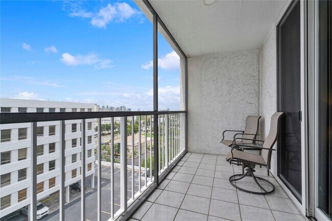 Building Photo - 1160 N Federal Hwy