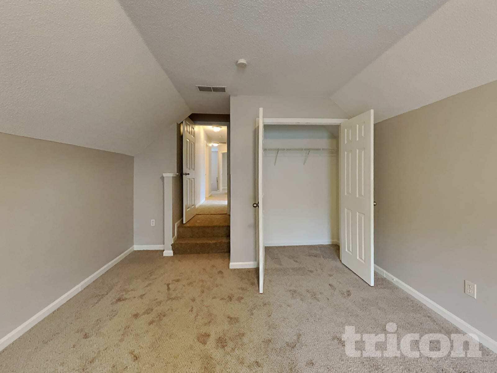 Building Photo - 211 Beckenham Ln