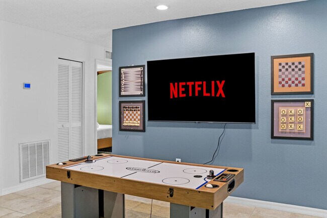 Building Photo - 11312 112th St N