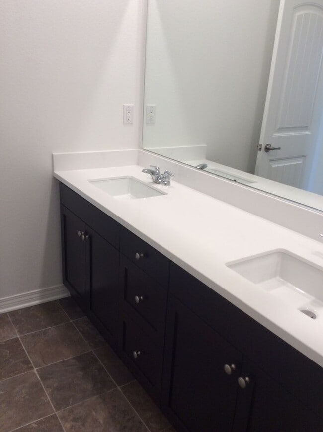 Building Photo - 2 Bedroom 1 Bath for rent in Loma Linda PLEASE READ DESCRIPTION