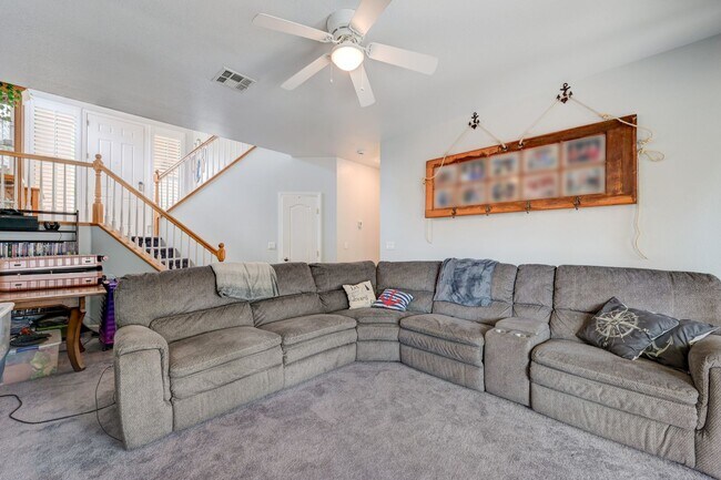 Building Photo - 4 Bedroom With a Pool in North Las Vegas- ...
