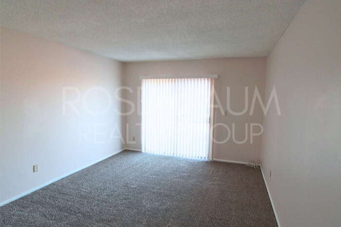 Building Photo - 1000 N Pueblo Dr