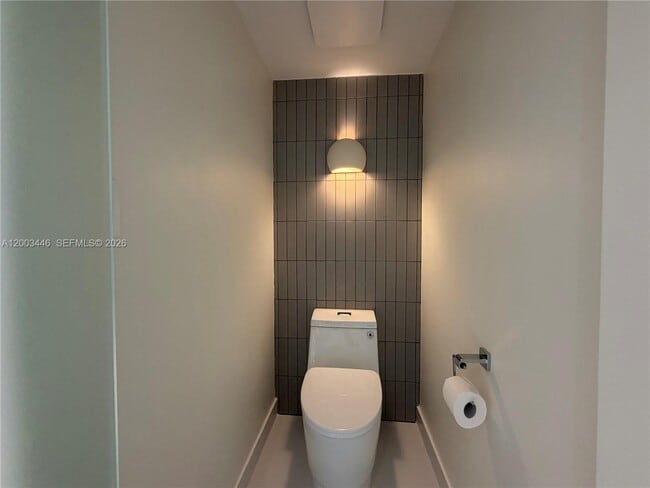 Building Photo - 9500 S Ocean Dr