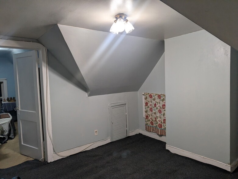 Building Photo - 8755 125th St