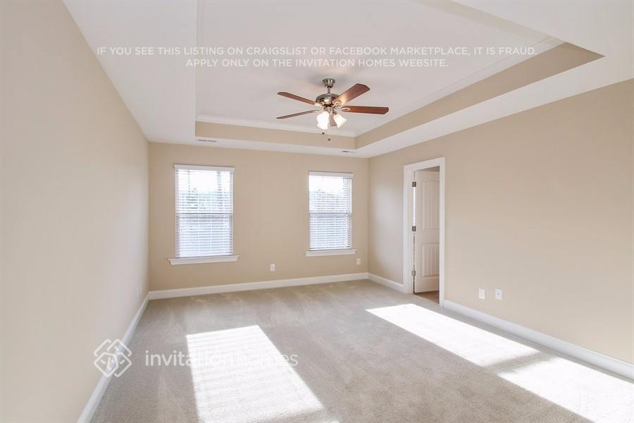 Building Photo - 84 Hemlock Green Ln