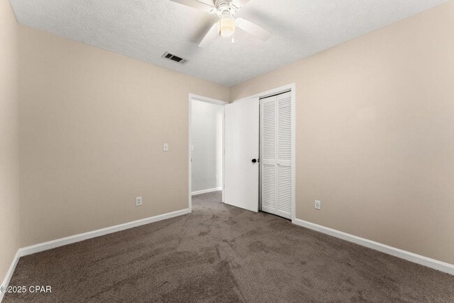 Building Photo - Beautiful Home w/ Modern Upgrades on Half an Acre – Ideal for Long-Term Rental!