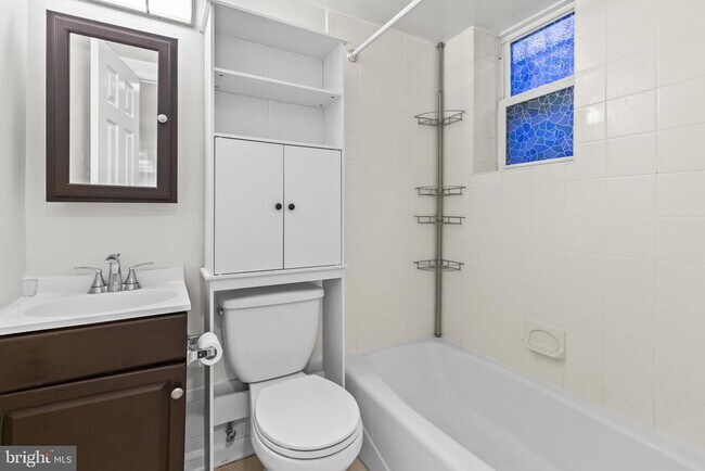 Building Photo - 607 Florida Ave NW