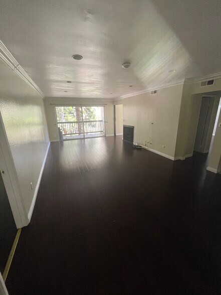 Building Photo - 3113 Raintree Cir