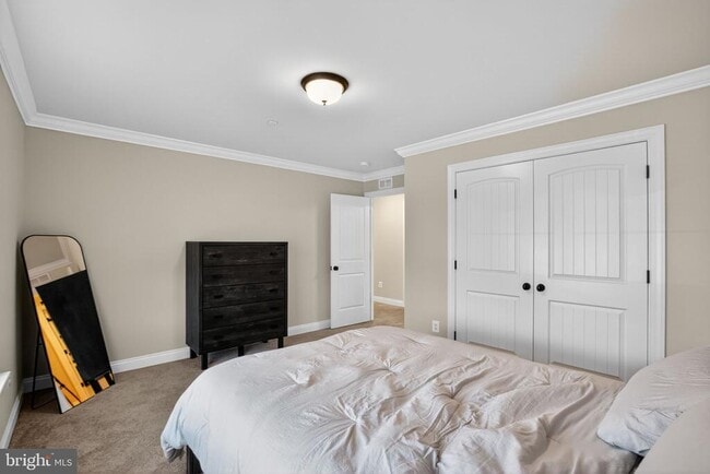 Building Photo - 7986 Benjamin Stoddert Ct