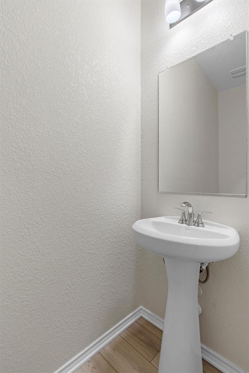 Building Photo - 7705 Song Sparrow Dr.