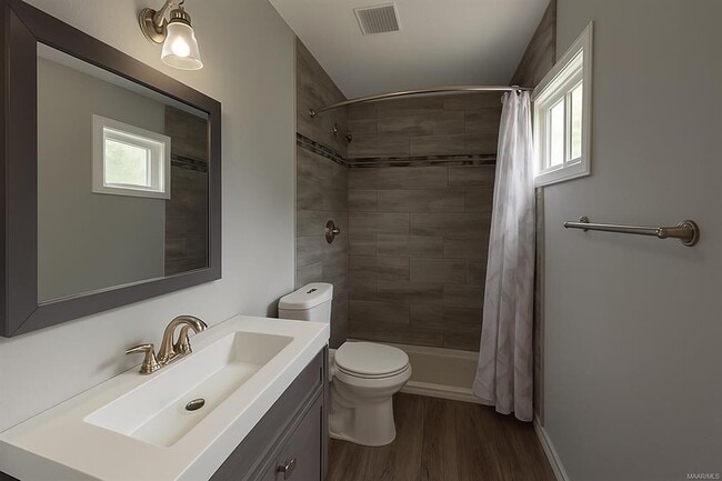 Building Photo - 749 St Martins Dr