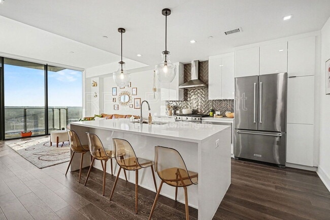 Building Photo - 788 West Marietta St NW