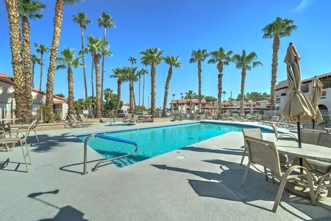 Building Photo - READY TO VIEW NOW! -HALF OFF FIRST MONTH R...