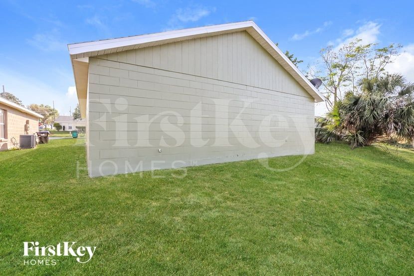 Building Photo - 7594 Groveoak Dr