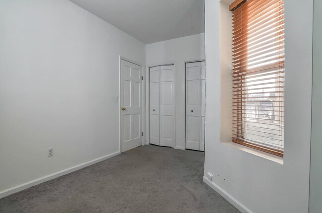 Building Photo - 941 JFK Blvd E